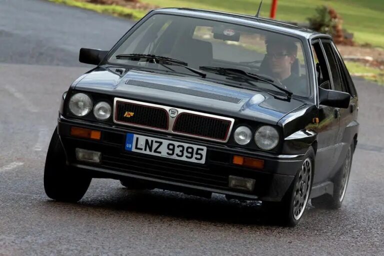 lancia-delta-hf-integrale-front-2.jpeg